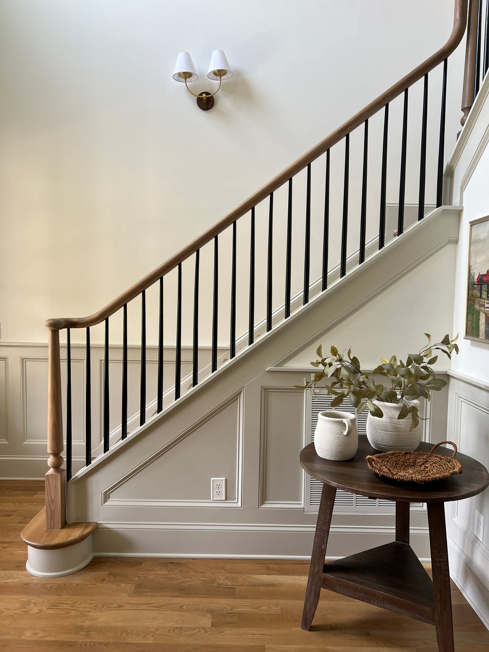 Chocolate Oak, Classic Brass, White Linen