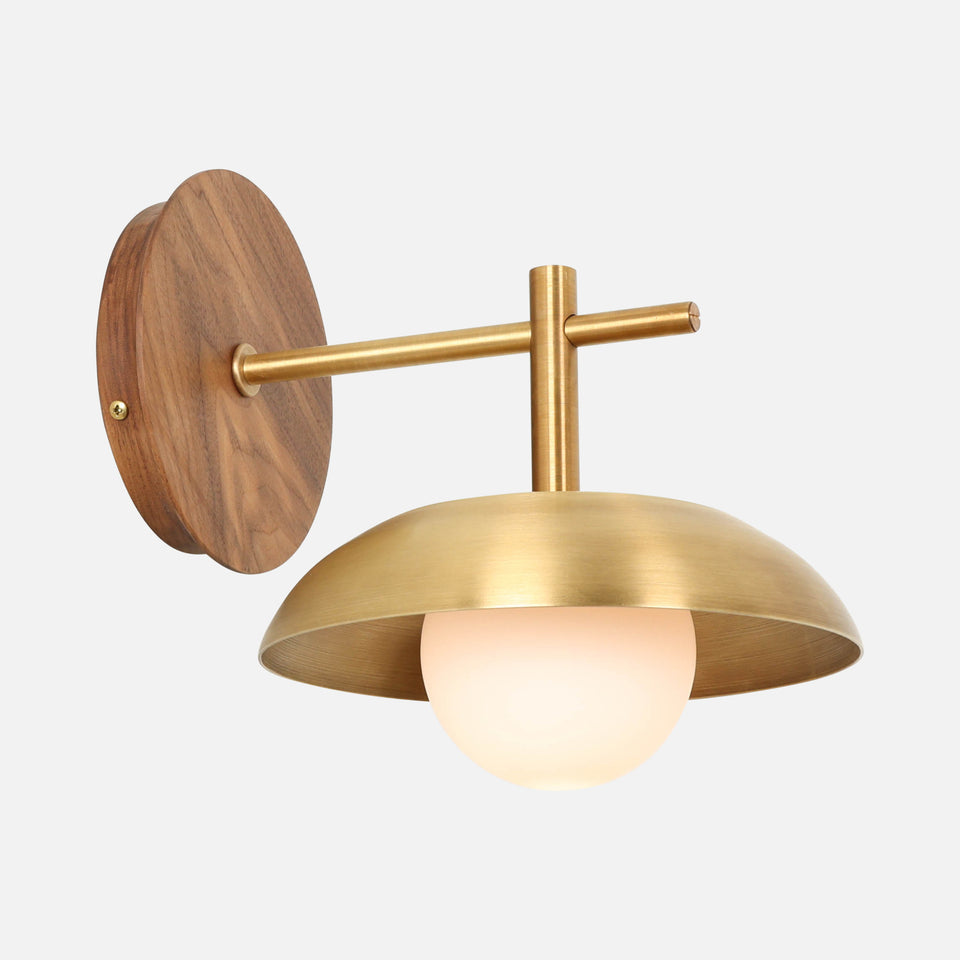 Walnut, Classic Brass