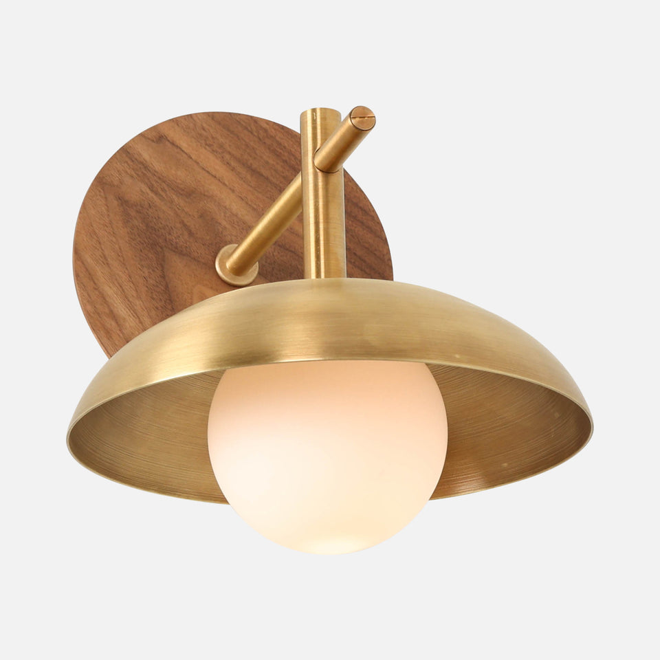 Walnut, Classic Brass
