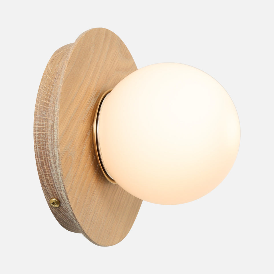 Cornsilk Oak, Classic Brass