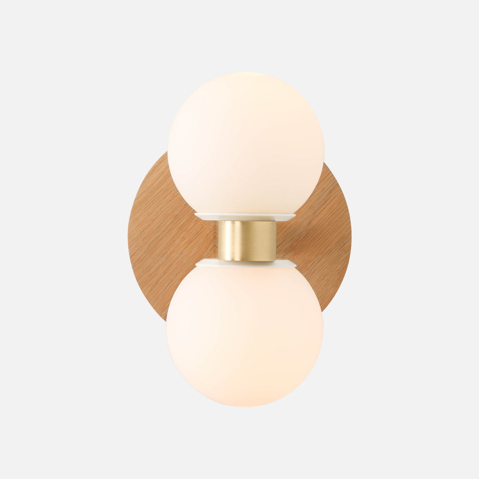 Cornsilk Oak, Classic Brass Arm, Satin White Accent
