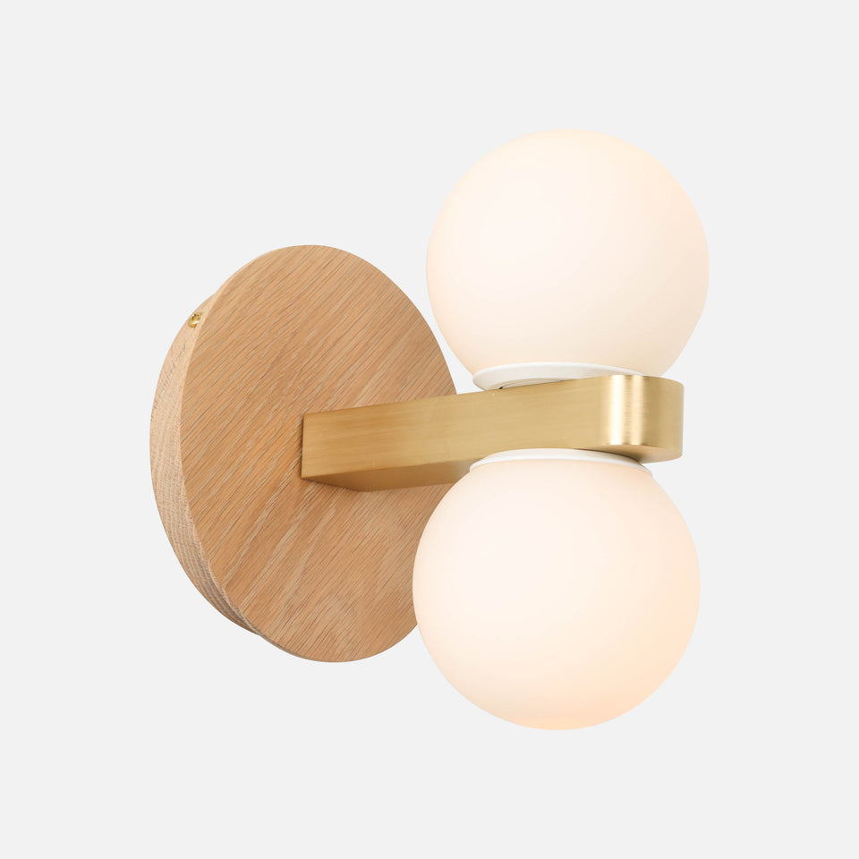 Cornsilk Oak, Classic Brass Arm, Satin White Accent