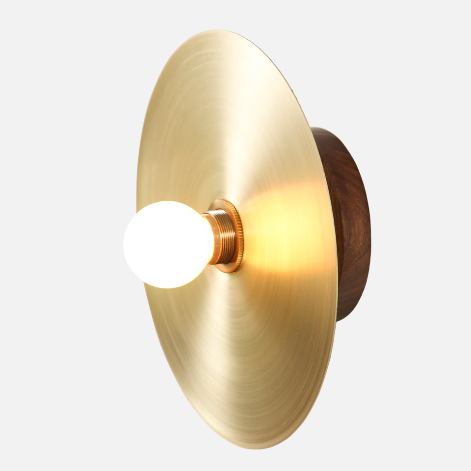 Walnut, Classic Brass Shade, Classic Brass Accent