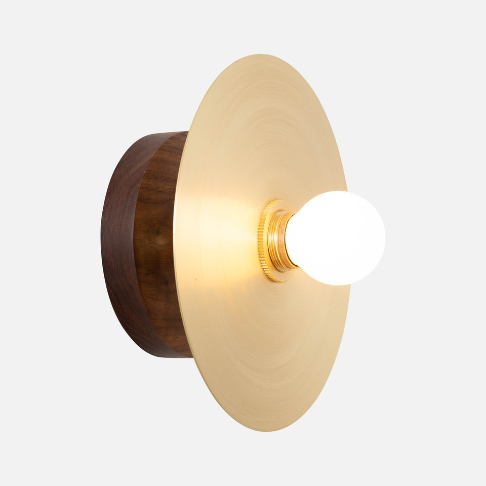 Walnut, Classic Brass Shade, Classic Brass Accent