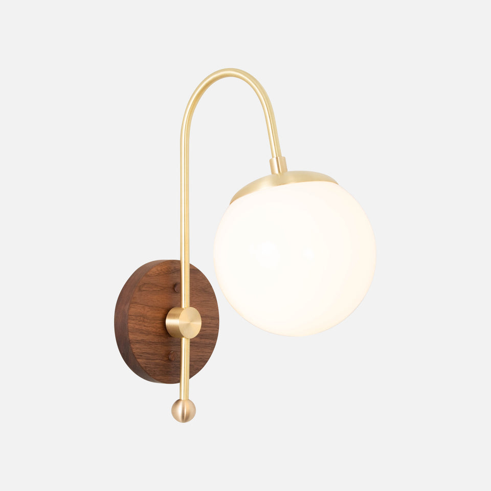 Walnut, Classic Brass