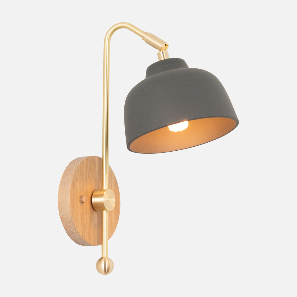 Cornsilk Oak, Classic Brass Arm, Charcoal Porcelain