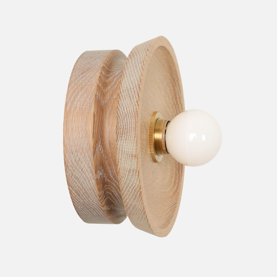 Cornsilk Oak, Classic Brass